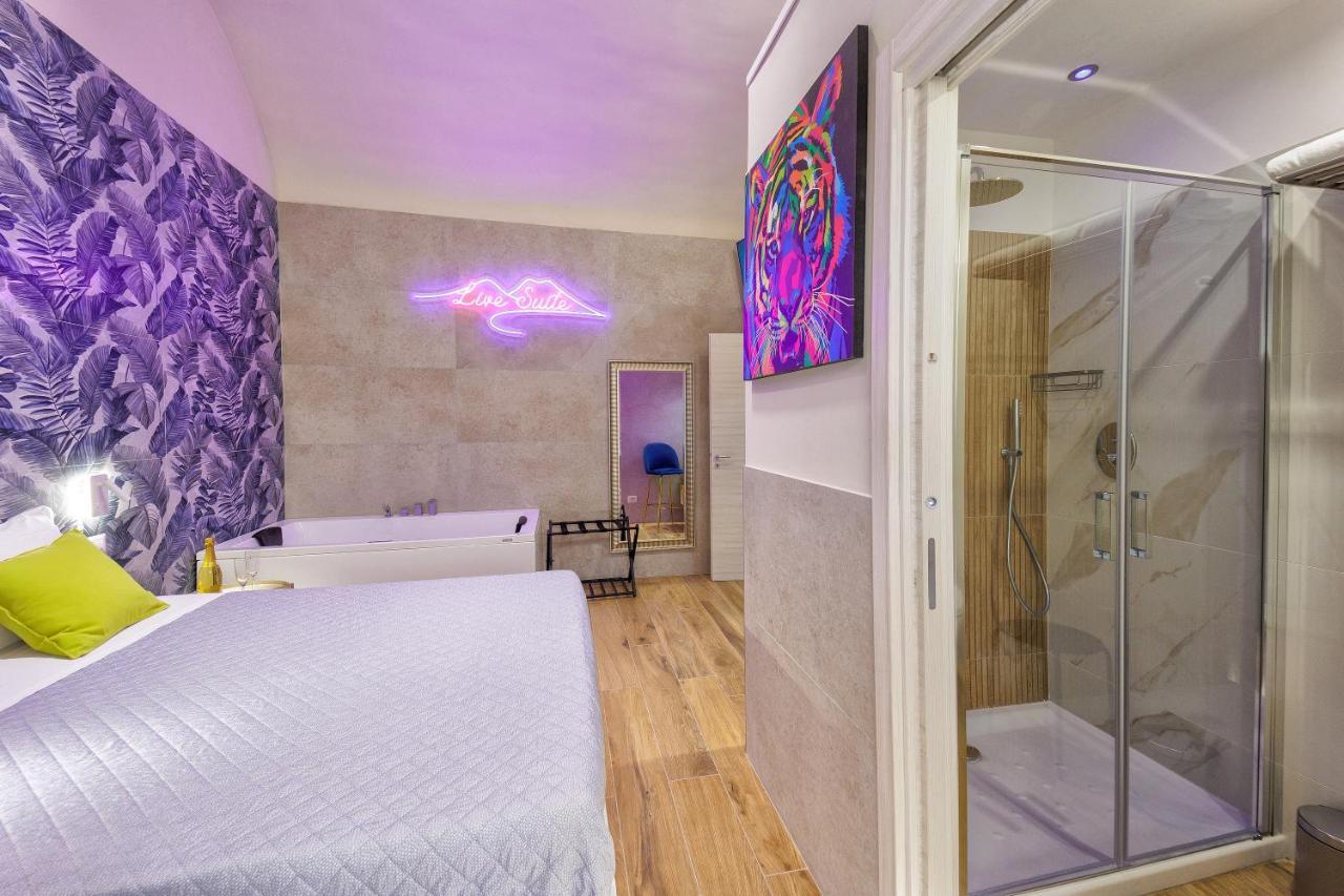 Live Suite Napoli Nápoles Exterior foto
