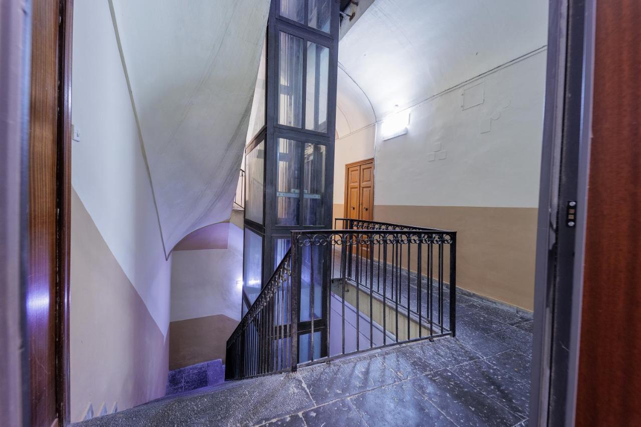 Live Suite Napoli Nápoles Exterior foto