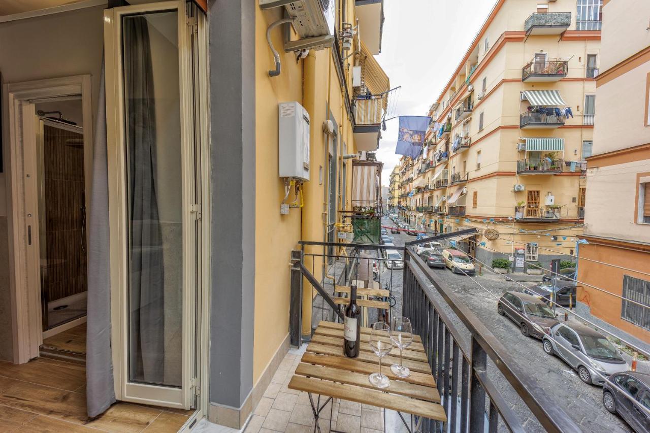 Live Suite Napoli Nápoles Exterior foto