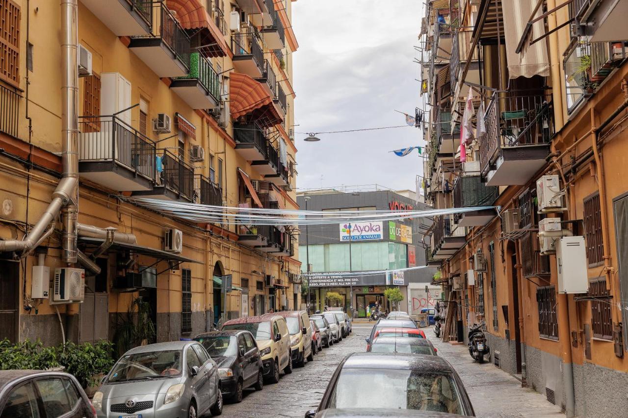 Live Suite Napoli Nápoles Exterior foto