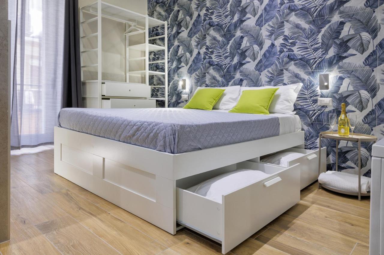 Live Suite Napoli Nápoles Exterior foto