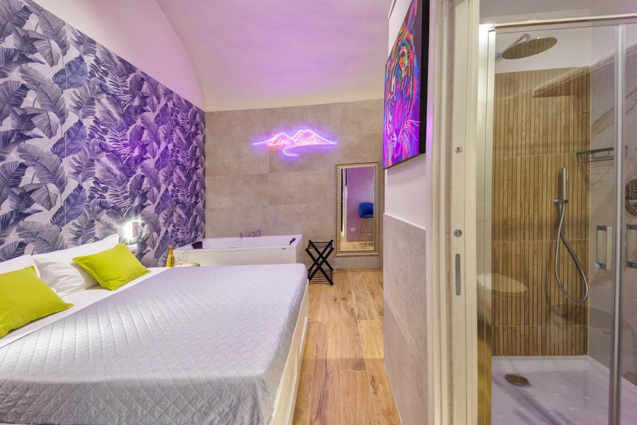 Live Suite Napoli Nápoles Exterior foto